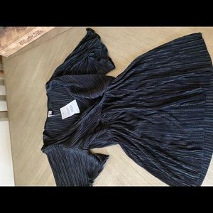 ASOS black maternity/nursing top size small brand new with tags